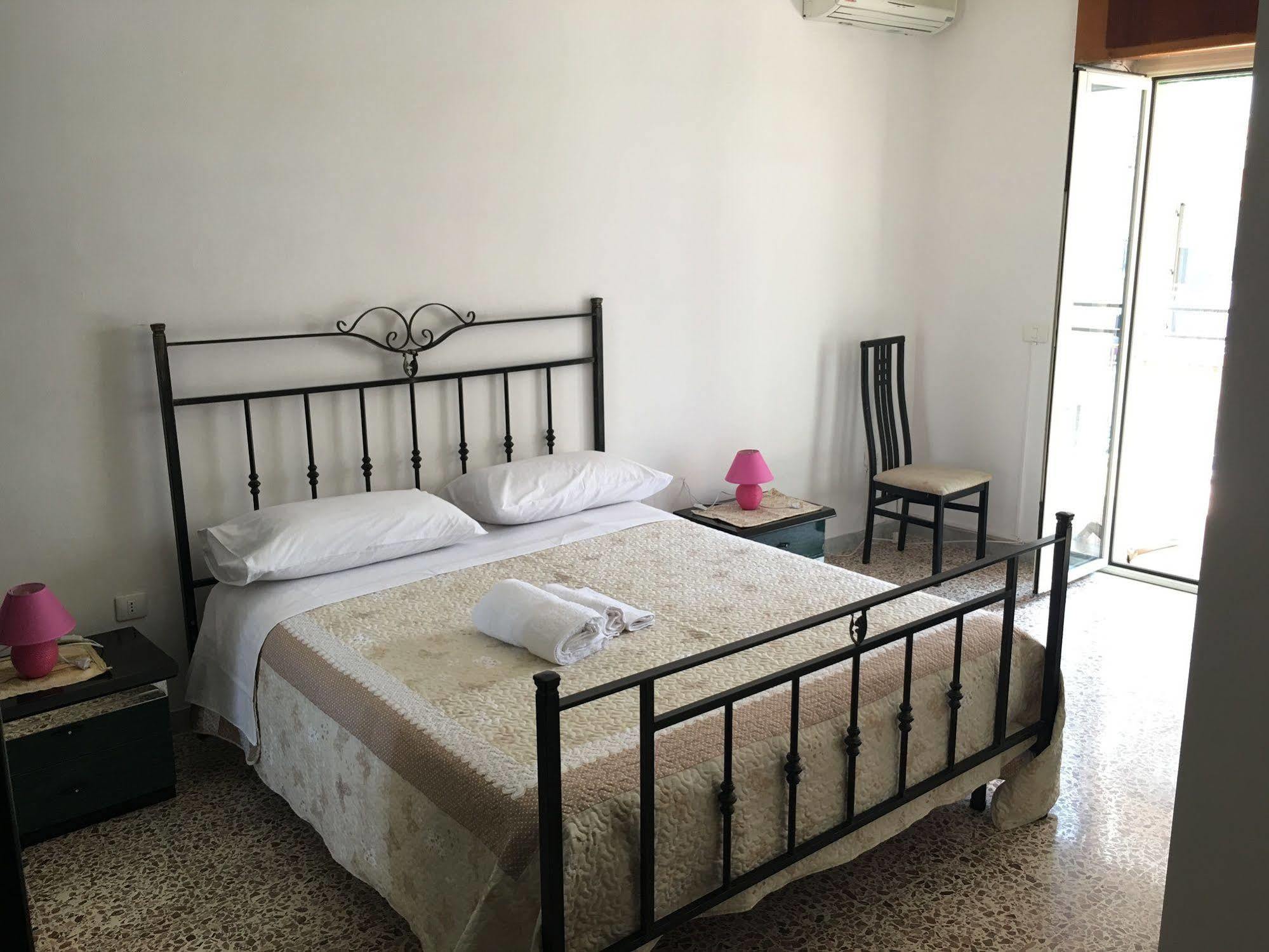 B&B Crotone Zewnętrze zdjęcie